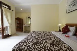 ゲストハウス フランジパニ
